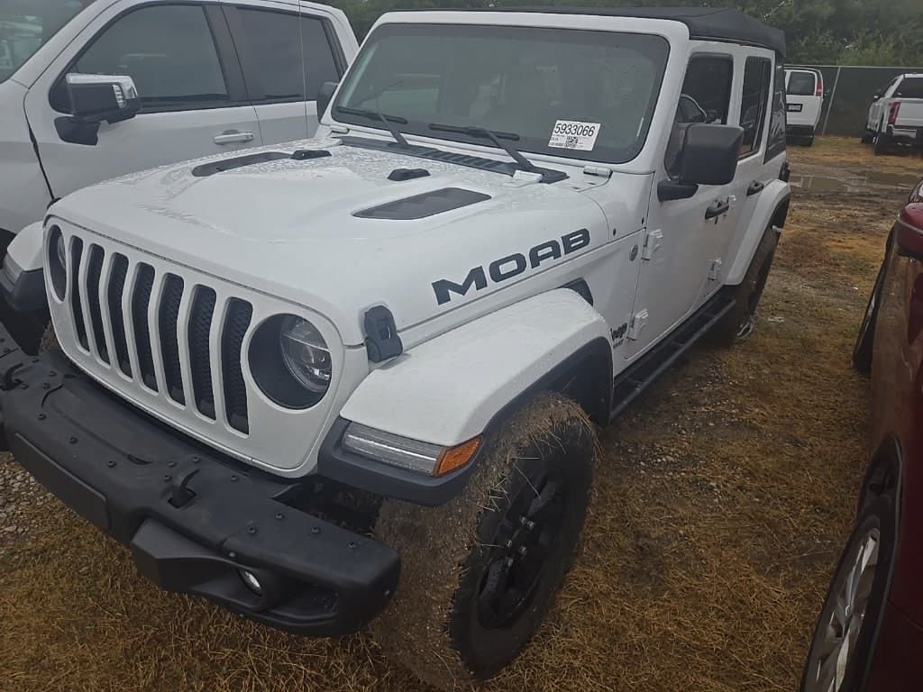 2019 Jeep Wrangler Unlimited Sahara — photo 1 of 4