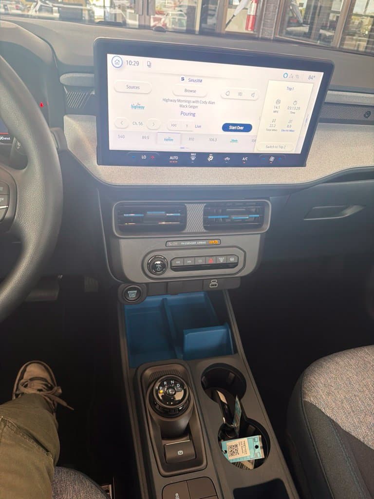 2026 Ford Maverick XLT — photo 1 of 8