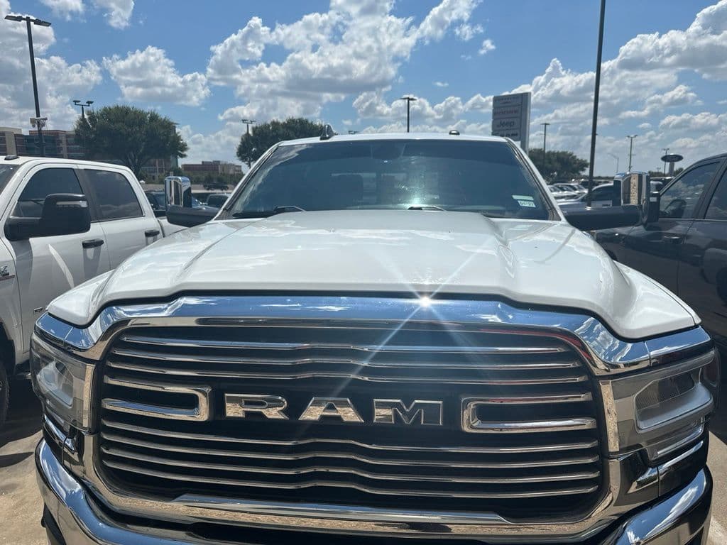 2022 RAM 2500 Laramie — photo 1 of 15