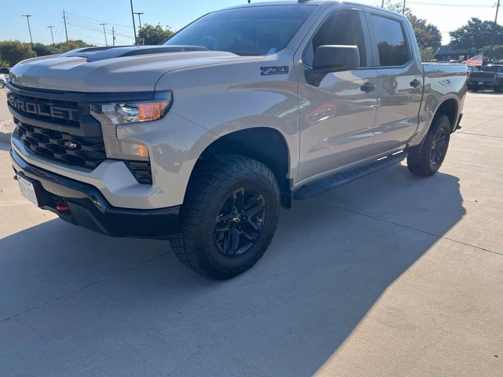 2022 Chevrolet Silverado 1500 Custom Trail Boss — photo 1 of 20