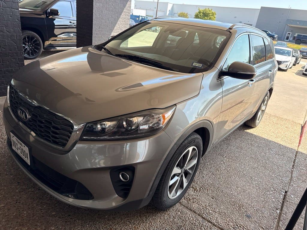 2019 Kia Sorento EX V6 — photo 1 of 10
