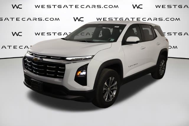 2025 Chevrolet Equinox FWD LT — photo 1 of 43