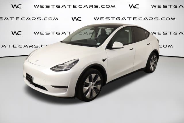 2022 Tesla Model Y Long Range — photo 1 of 49