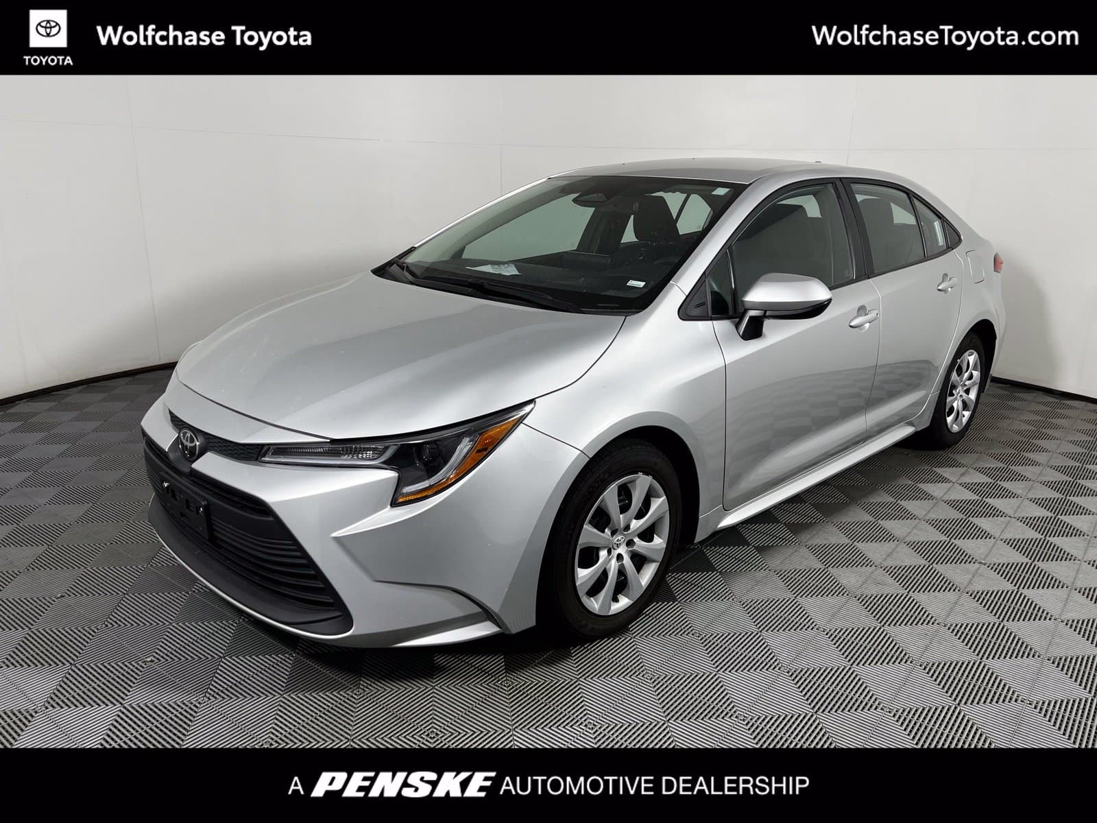 2021 Toyota Corolla SE — photo 1 of 8