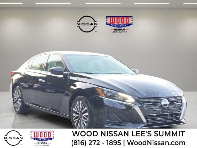 2025 Nissan Altima Base — photo 1 of 20