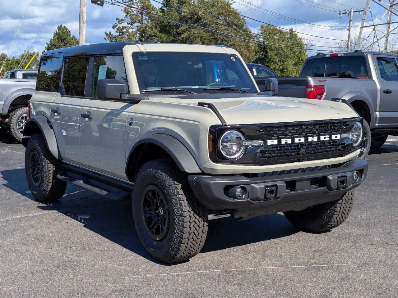 2026 Ford Bronco Big Bend — photo 1 of 35