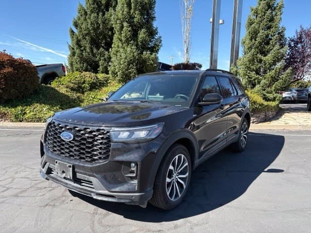 2026 Ford Explorer ST-Line — photo 1 of 27