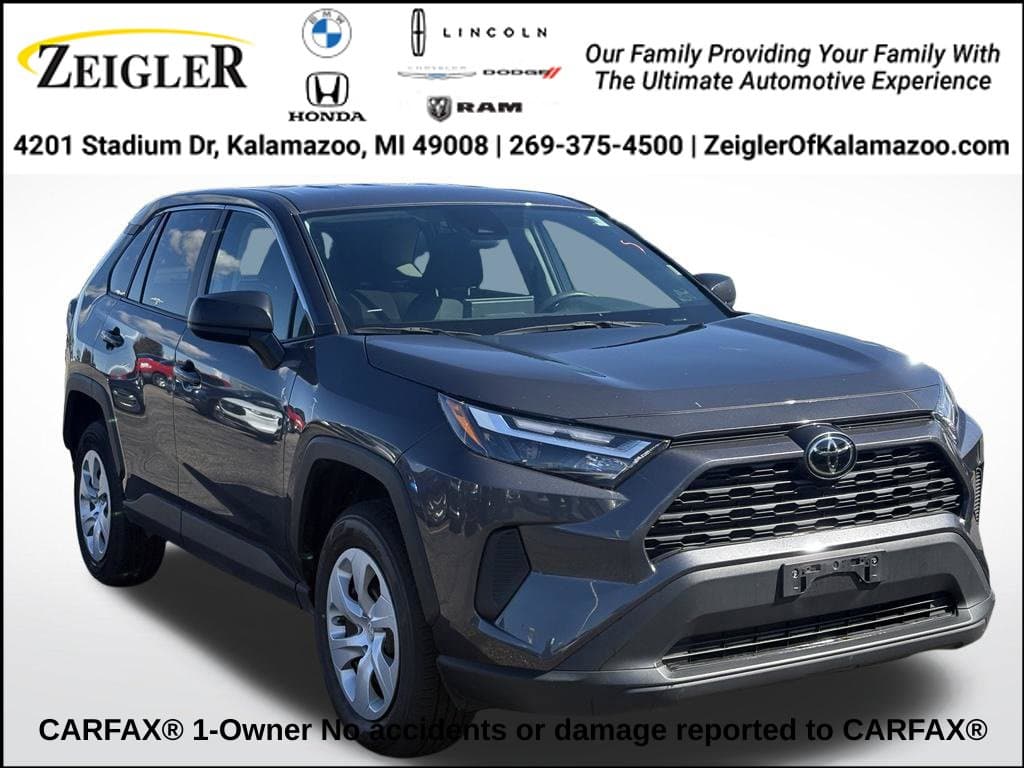 2025 Toyota RAV4 LE — photo 1 of 35