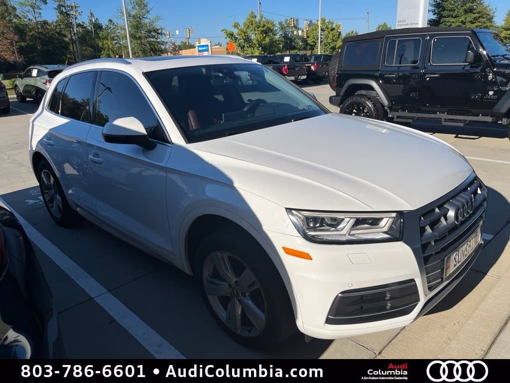 2019 Audi Q5 Premium Plus — photo 1 of 3