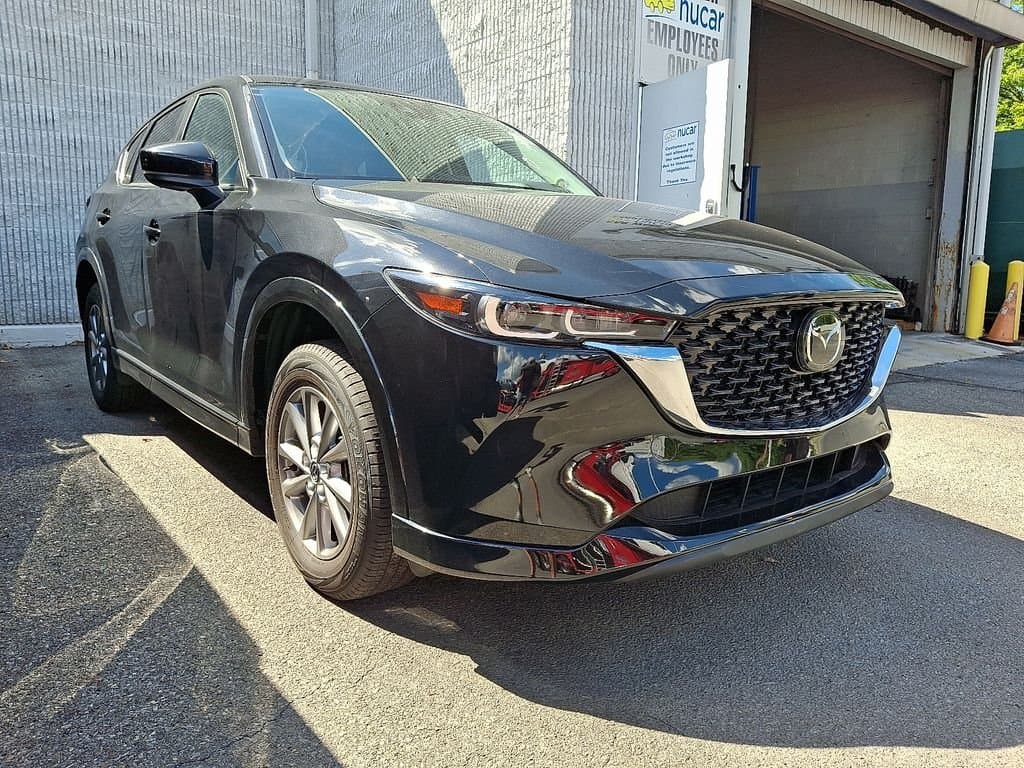 2025 Mazda CX-5 2.5 S Preferred Package — photo 1 of 20