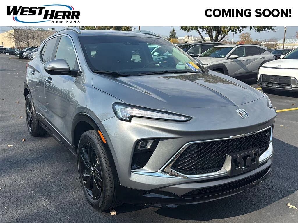 2024 Buick Encore GX Base — photo 1 of 17
