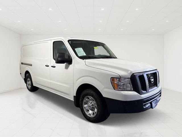 2020 Nissan NV2500 HD SV — photo 1 of 26