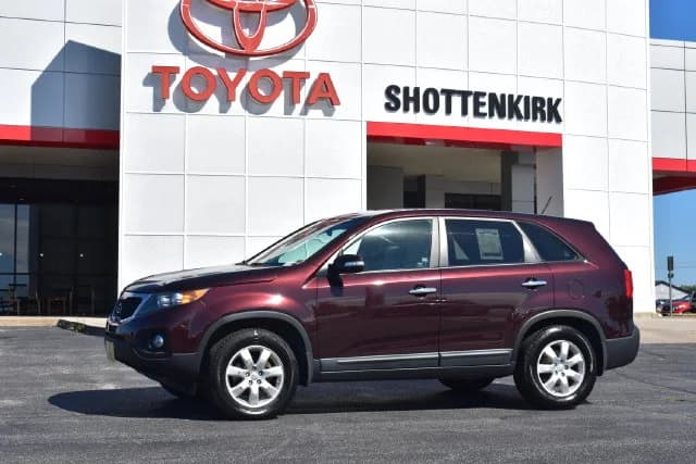 2013 Kia Sorento LX — photo 1 of 31