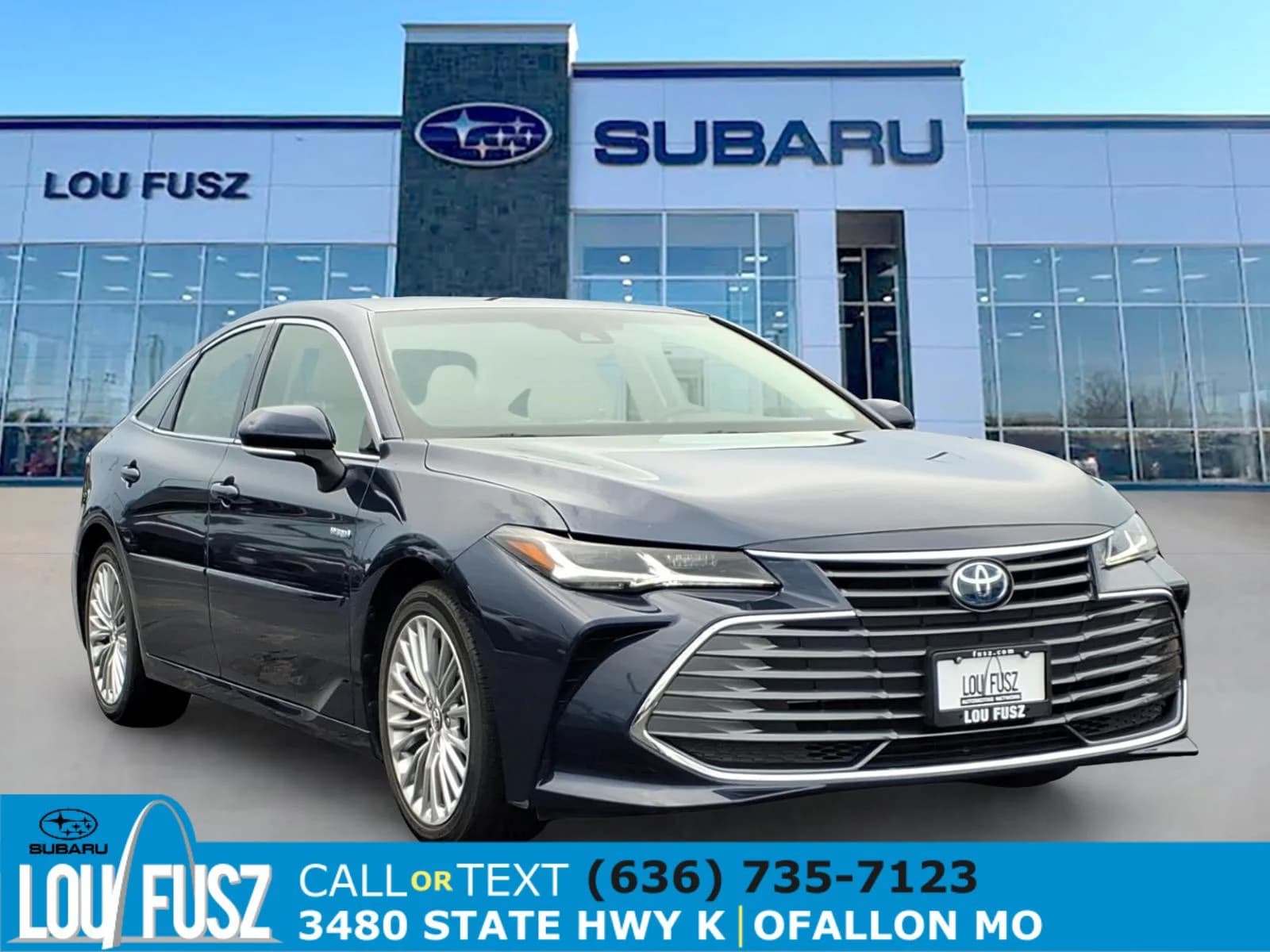 2020 Toyota Avalon Hybrid Limited — photo 1 of 39