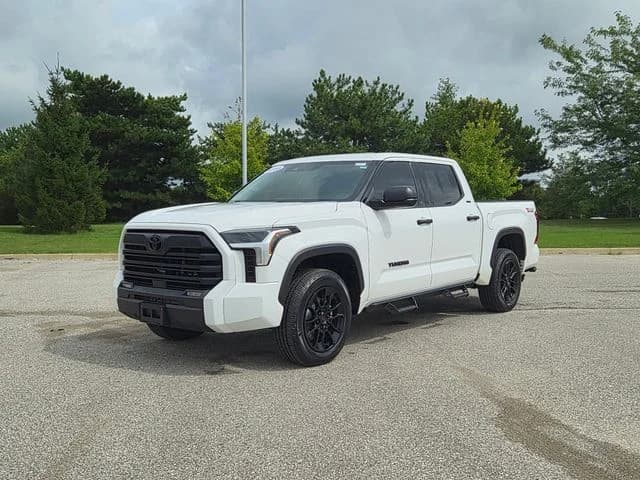 2023 Toyota Tundra 4WD SR5 — photo 1 of 31