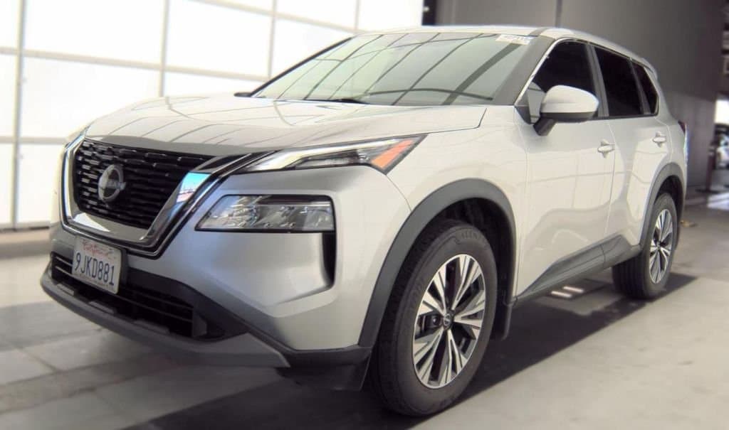 2023 Nissan Rogue SV — photo 1 of 8