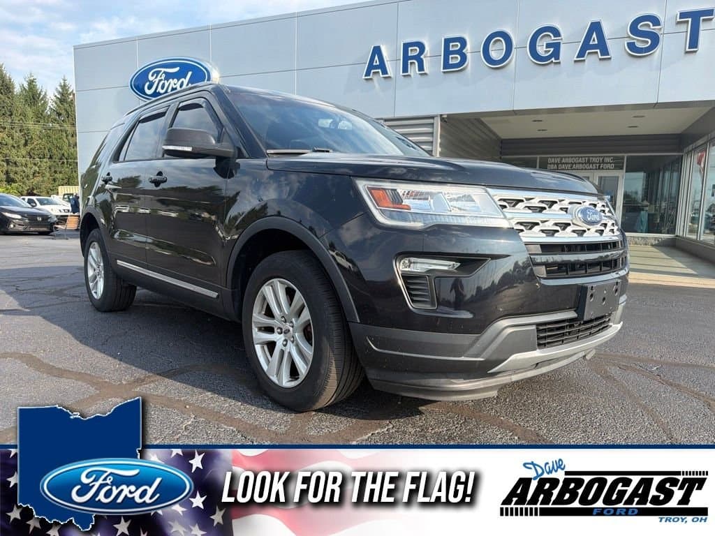 2019 Ford Explorer XLT — photo 1 of 11