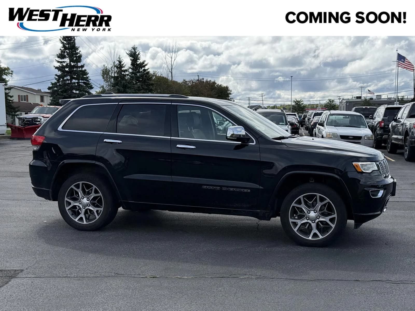 2020 Jeep Grand Cherokee Overland — photo 1 of 10