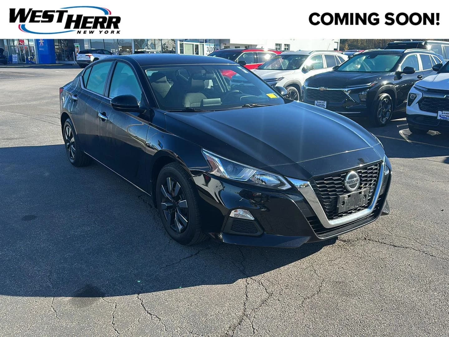 2019 Nissan Altima 2.5 S — photo 1 of 8