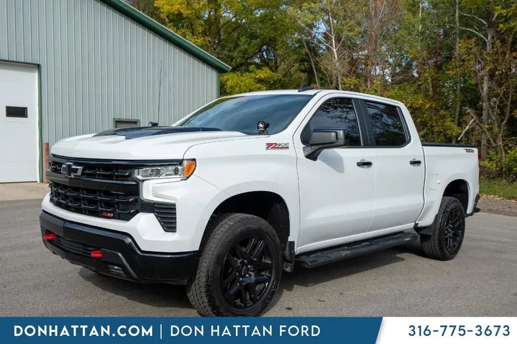 2022 Chevrolet Silverado 1500 LT Trail Boss — photo 1 of 6