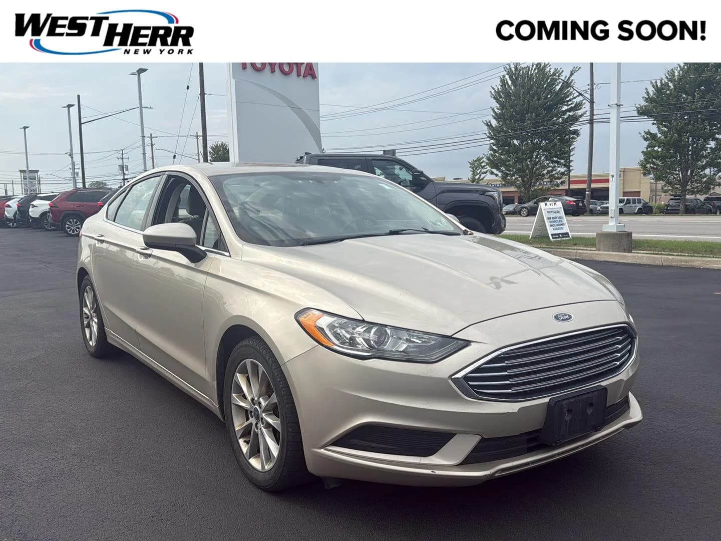 2017 Ford Fusion SE — photo 1 of 13