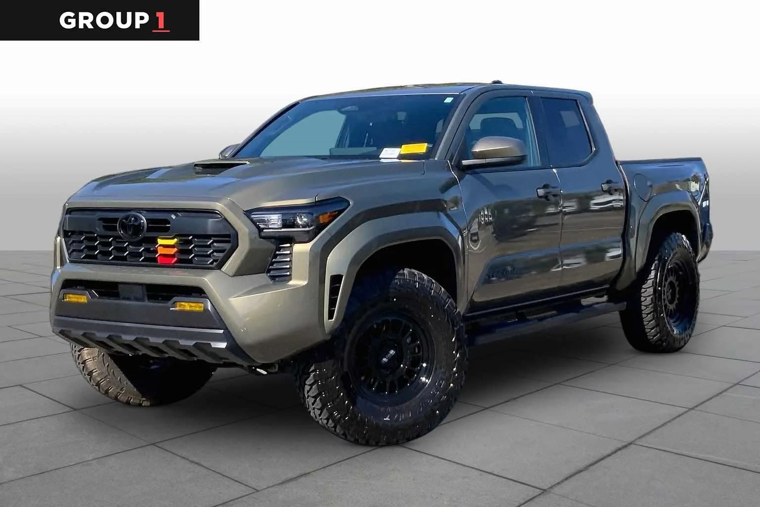 2026 Toyota Tacoma 4WD TRD Sport — photo 1 of 32