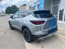 Extra Photo