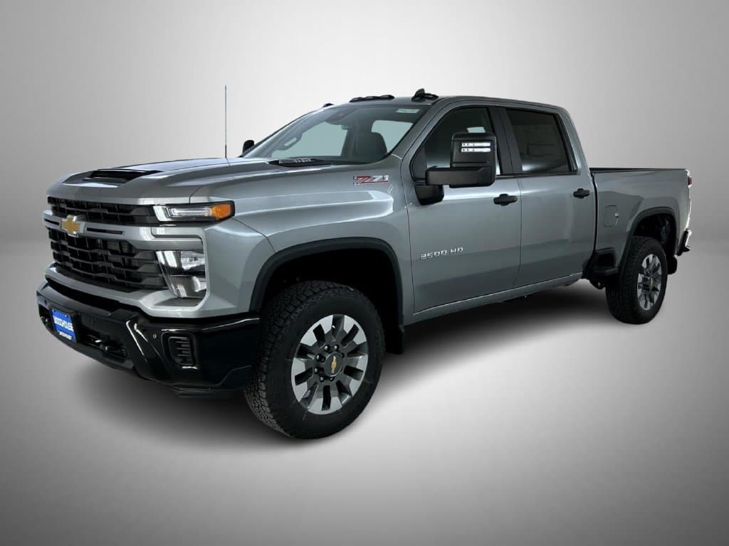 2026 Chevrolet Silverado 2500HD Custom — photo 1 of 25