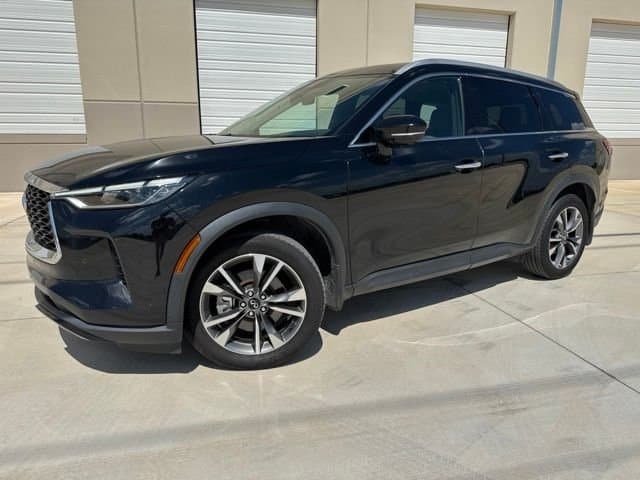 2023 INFINITI QX60 LUXE — photo 1 of 13