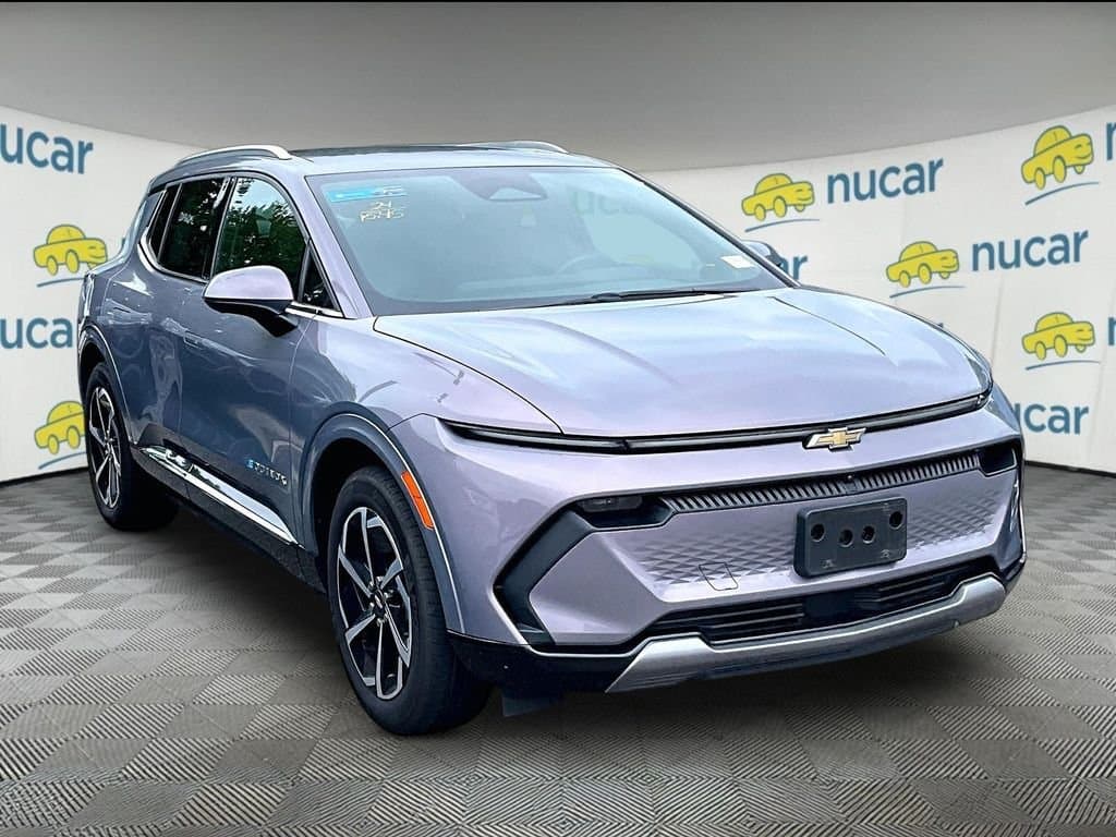 2024 Chevrolet Equinox EV LT — photo 1 of 16