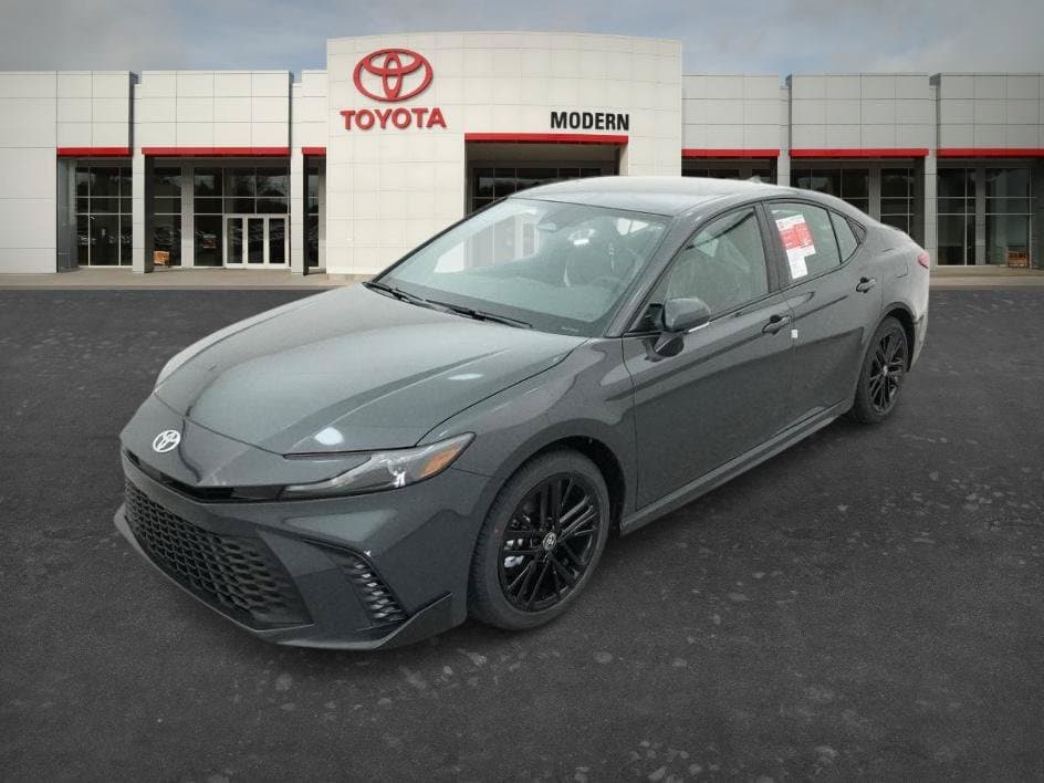 2026 Toyota Camry SE — photo 1 of 21