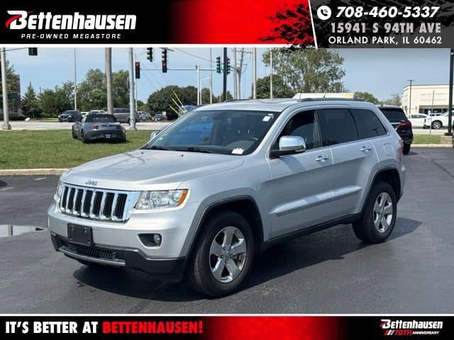 2011 Jeep Grand Cherokee Limited — photo 1 of 12