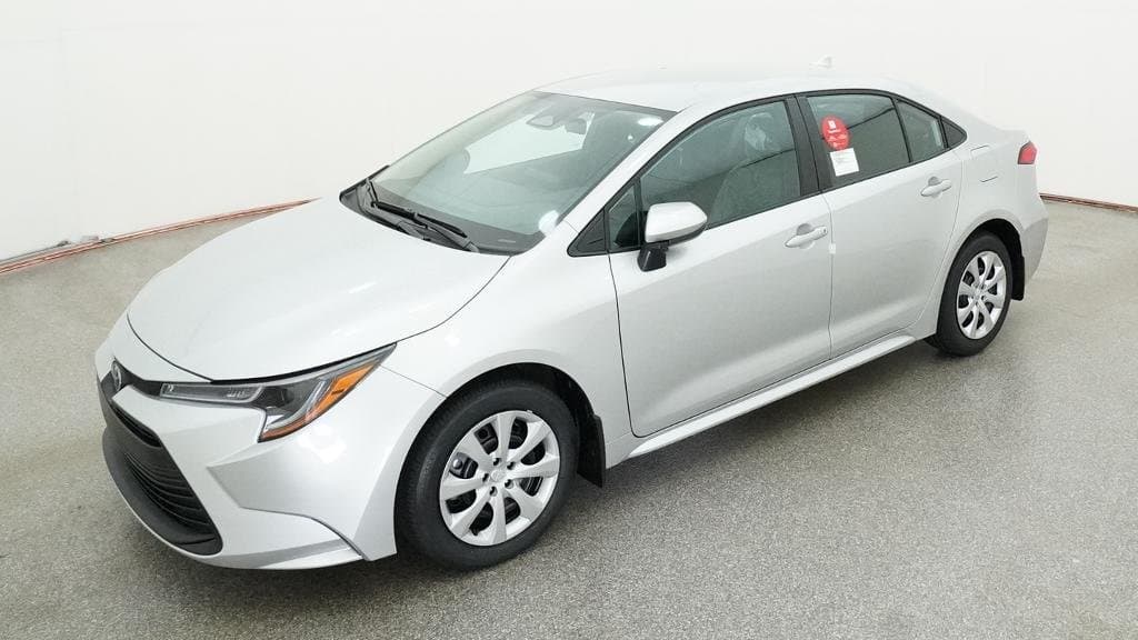 2027 Toyota Corolla LE — photo 1 of 30