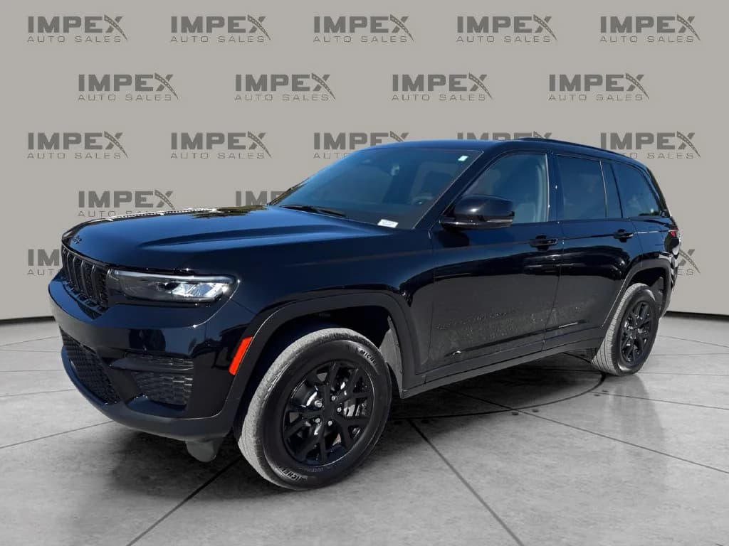 2025 Jeep Grand Cherokee Altitude X — photo 1 of 34