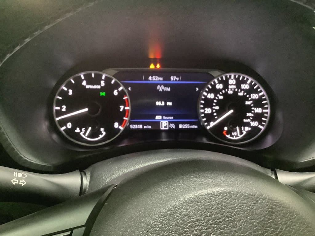 2024 Nissan Sentra SV — photo 1 of 10