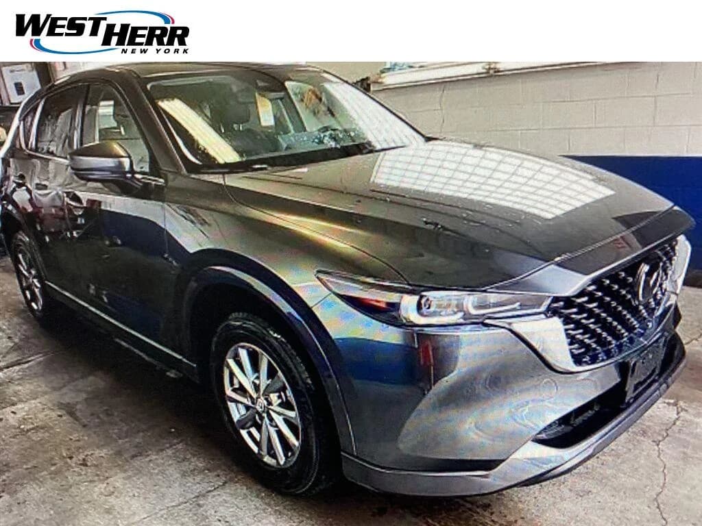 2025 Mazda CX-5 2.5 S Preferred Package — photo 1 of 4