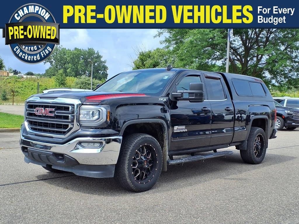 2017 GMC Sierra 1500 SLE — photo 1 of 21