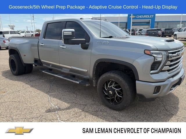 2024 Chevrolet Silverado 3500 HD High Country DRW — photo 1 of 11