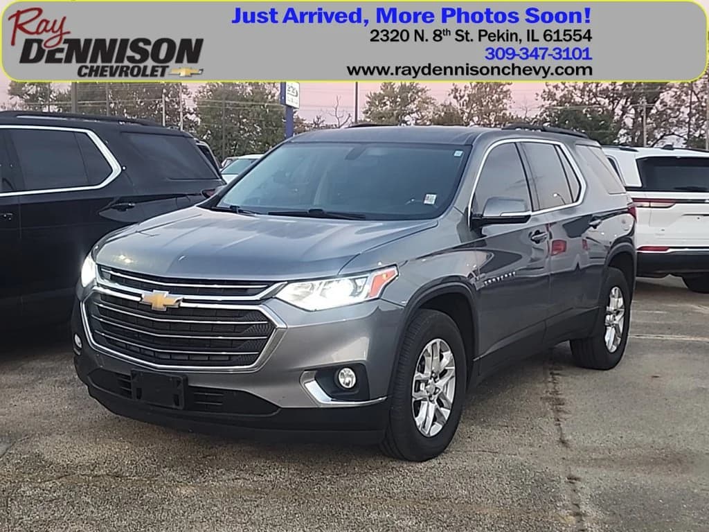 2020 Chevrolet Traverse LT Cloth — photo 1 of 9