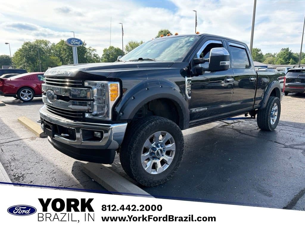 2017 Ford F-250SD Lariat — photo 1 of 20