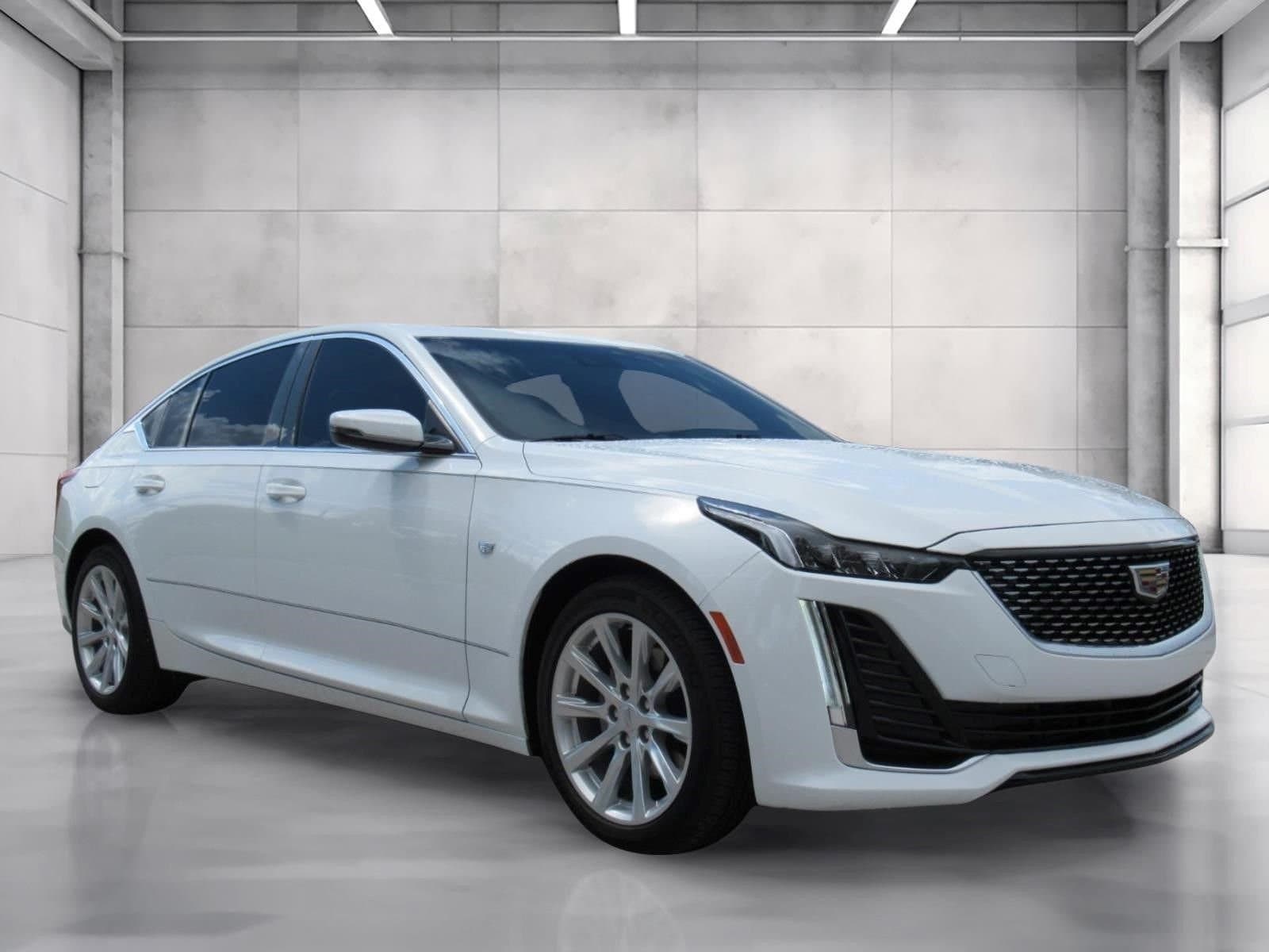 2023 Cadillac CT5 Luxury — photo 1 of 32