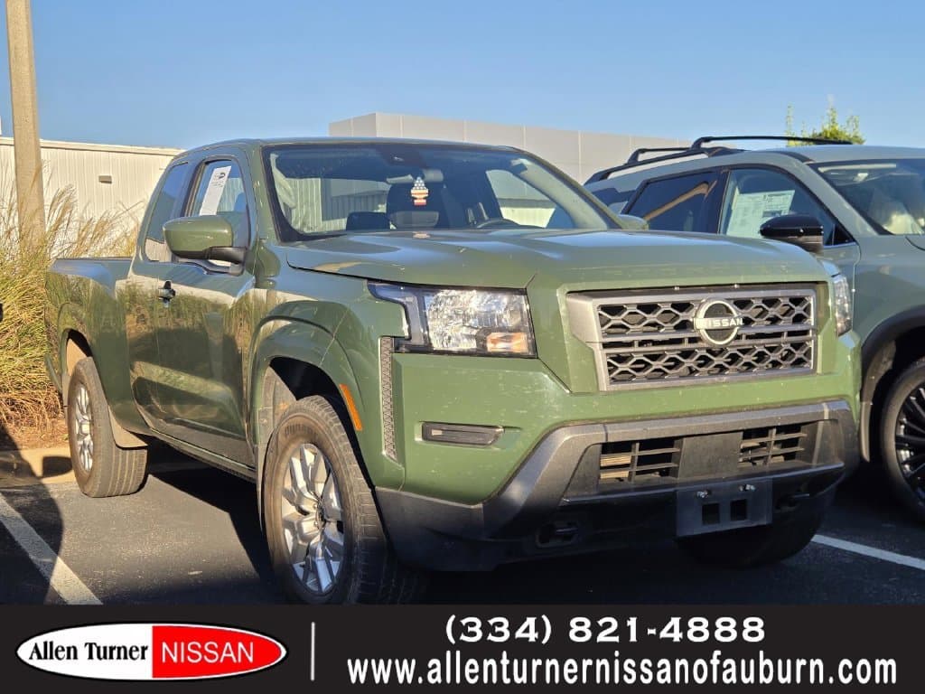2023 Nissan Frontier SV — photo 1 of 4