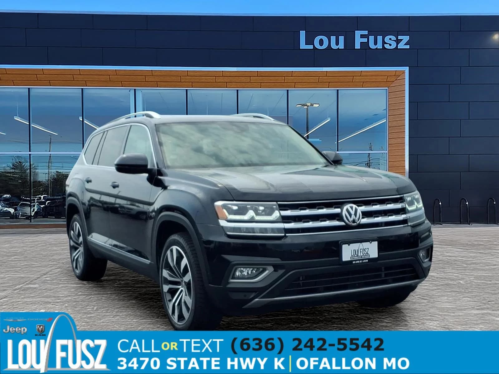 2019 Volkswagen Atlas 3.6L V6 SEL Premium — photo 1 of 39