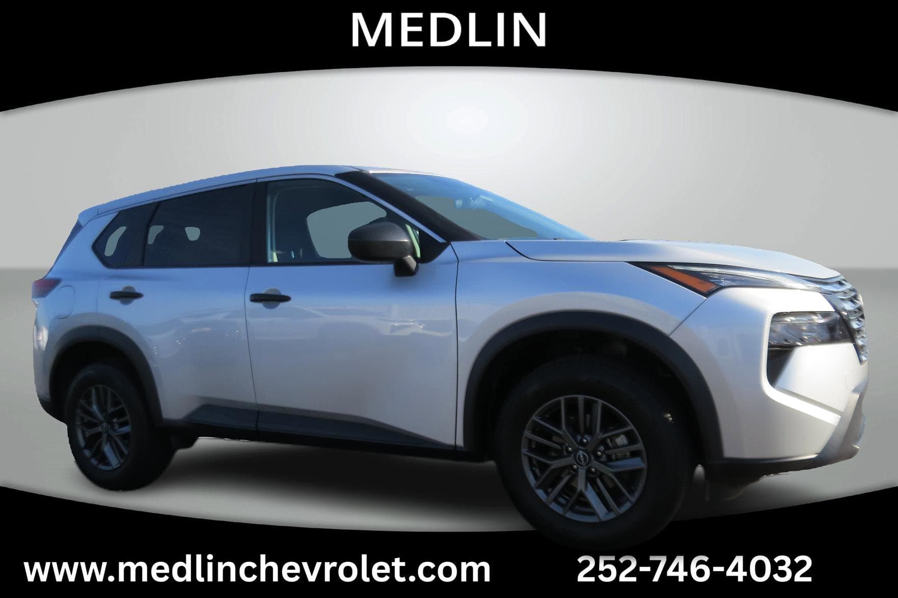 2024 Nissan Rogue S — photo 1 of 22