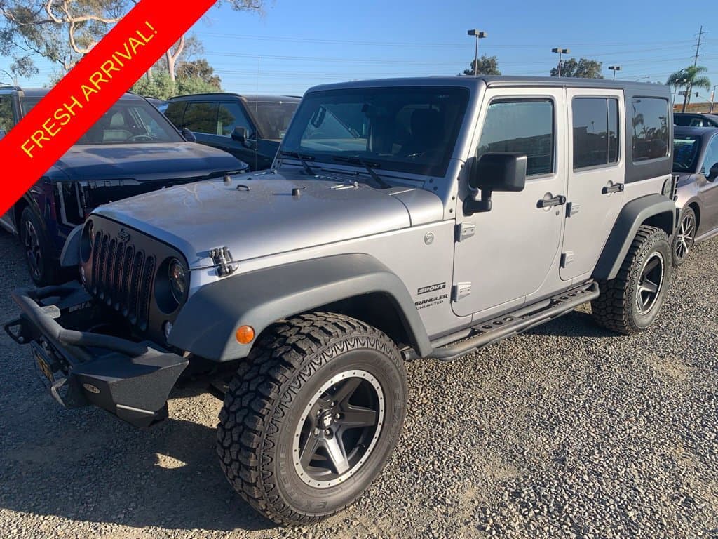 2016 Jeep Wrangler Sport — photo 1 of 10