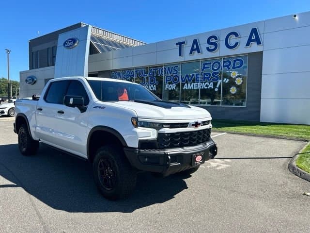 2023 Chevrolet Silverado 1500 ZR2 — photo 1 of 40
