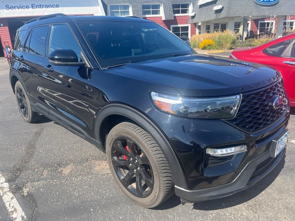 2023 Ford Explorer ST — photo 1 of 3