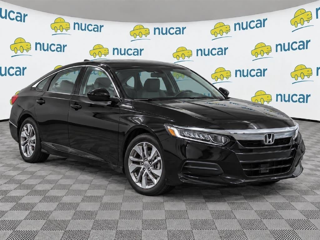 2020 Honda Accord Sedan LX — photo 1 of 16