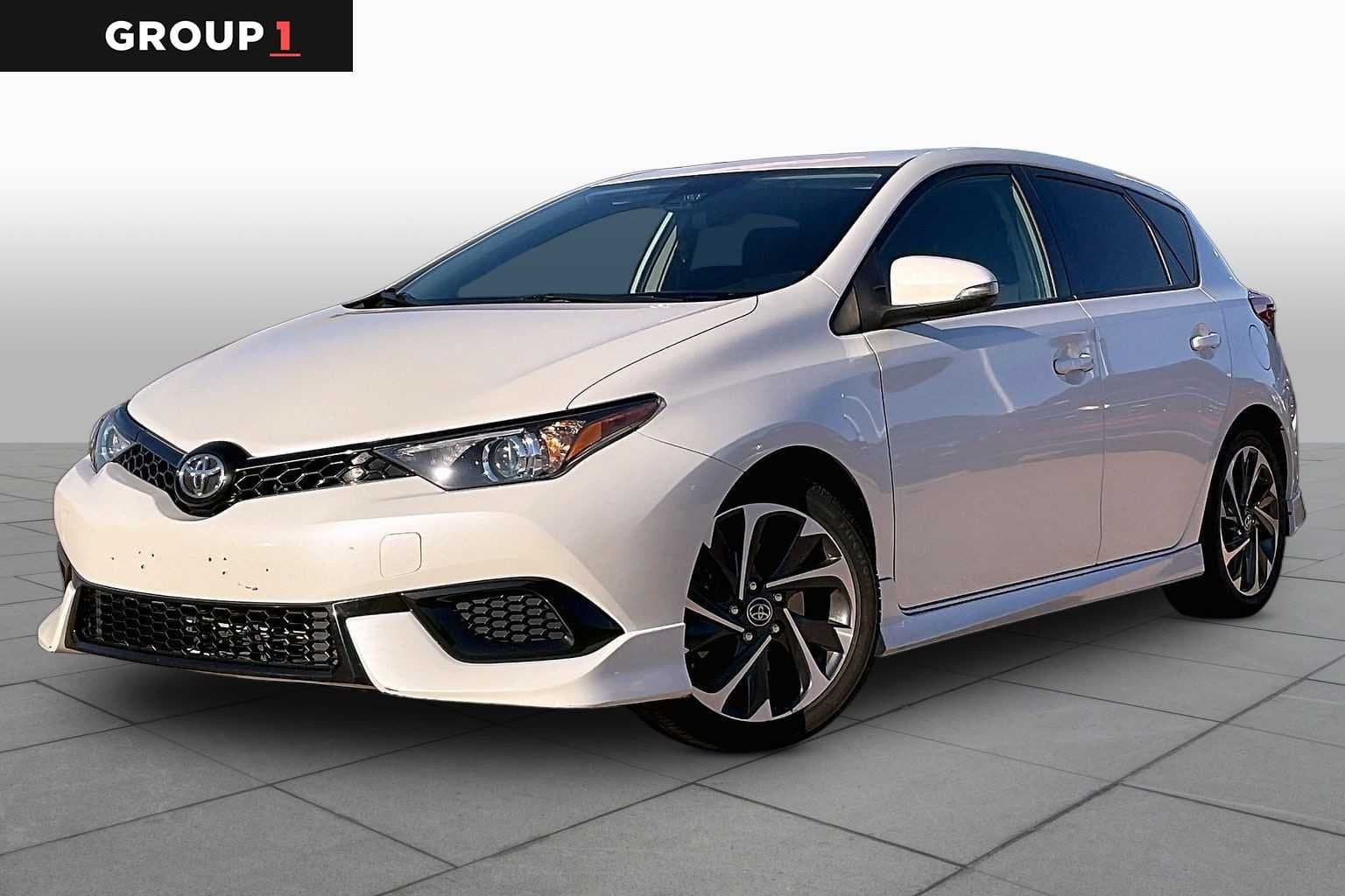 2018 Toyota Corolla iM Base — photo 1 of 30