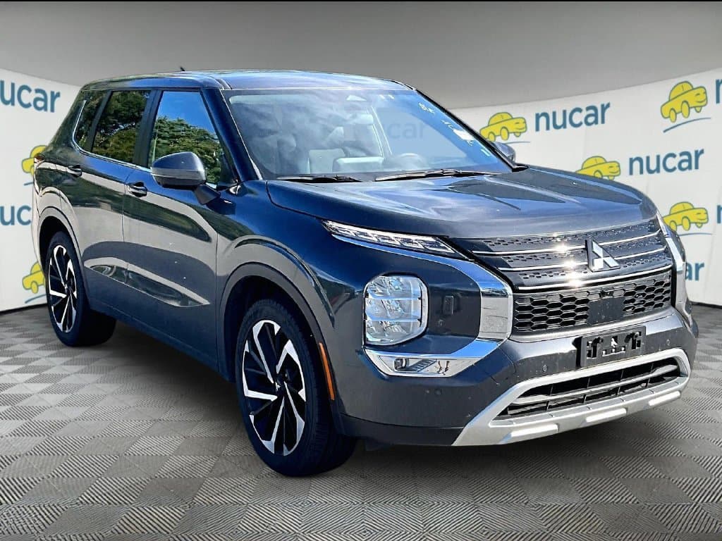 2024 Mitsubishi Outlander SE Ralliart — photo 1 of 3